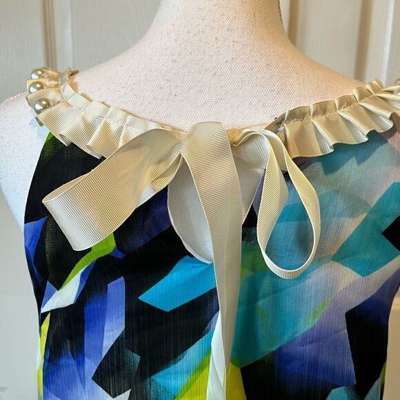 🎄IZ Byer Abstract Pattern Tie-neck Halter Top - Picture 5 of 13